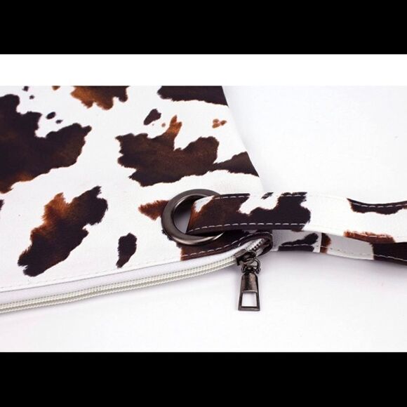 Cute wristlet Cow Print Pattern Tan and Cream and Dark Brownish‎ Black - Picture 2 of 6